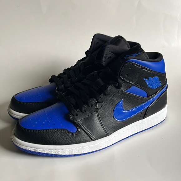 Jordan Other - Nike Air Jordan 1 Retro Mid / Black Hyper Royal / SZ 11